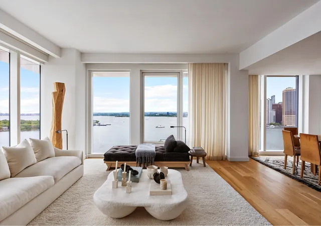 Photo 3 of House for sale at 50 Brg Park Dr #26A, Brooklyn, NY 11201 | MLS# RLS20023896 | Listing updated on 2025-11-19