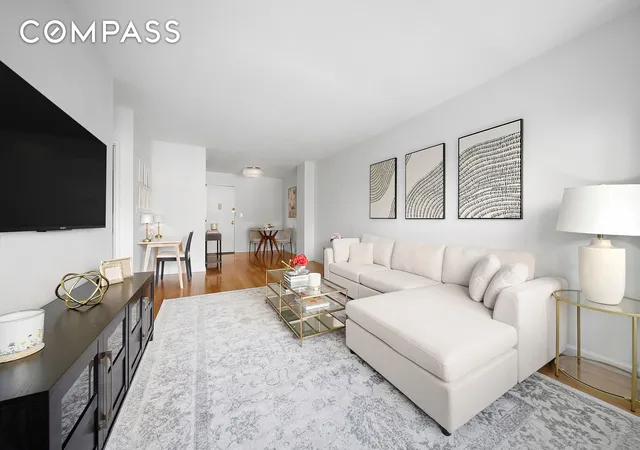 Photo 3 of Sale Pending at 178 E 80th Street #5D, New York City, NY 10075 | MLS# RLS20024039 | Listing updated on 2026-07-30