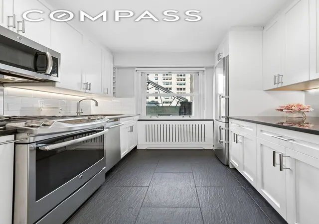 Photo 3 of Sale Pending at 178 E 80th Street #5D, New York City, NY 10075 | MLS# RLS20024039 | Listing updated on 2026-07-30