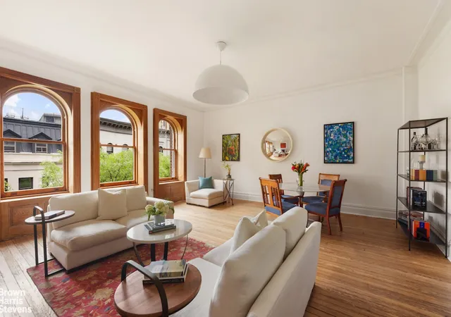 Photo 2 of Sale Pending at 14 E 92nd Street #4, New York, NY 10128 | MLS# RLS20024306 | Listing updated on 2026-02-01