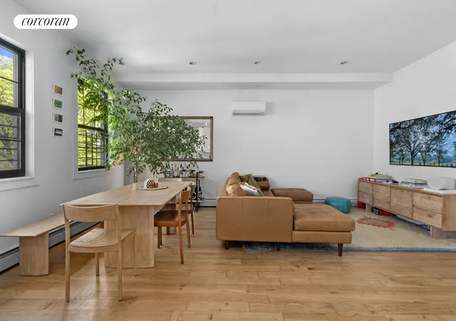 Photo 2 of Townhouse for sale at 212 Franklin St, Brooklyn, NY 11222 | MLS# RLS20024453 | Listing updated on 2026-06-15