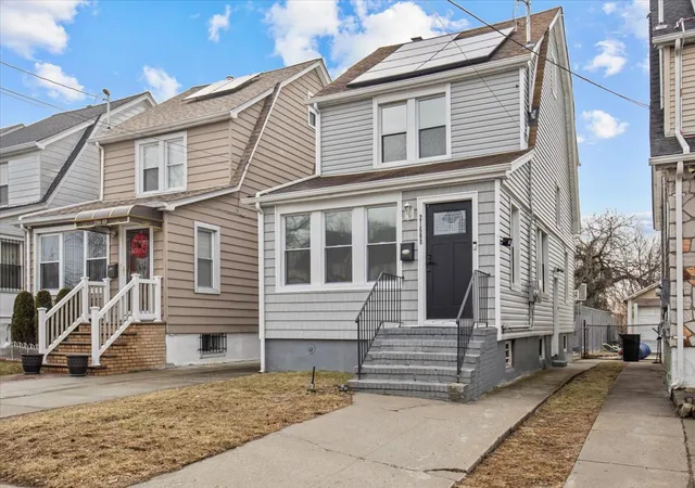 Photo 2 of Sale Pending at 216 08 115th Road, Cambria Heights, NY 11411 | MLS# RLS20024622 | Listing updated on 2026-04-14