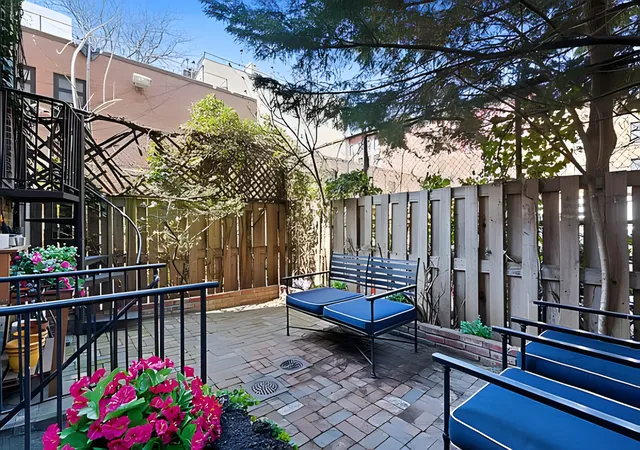 Photo 4 of House for sale at 225 W 10Th St #D, New York, NY 10014 | MLS# RLS20024638 | Listing updated on 2025-09-18