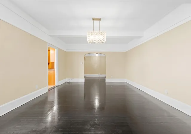 Photo 3 of Sale Pending at 83-00 Talbot St #6F, Kew Gardens, NY 11415 | MLS# RLS20025147 | Listing updated on 2025-12-20