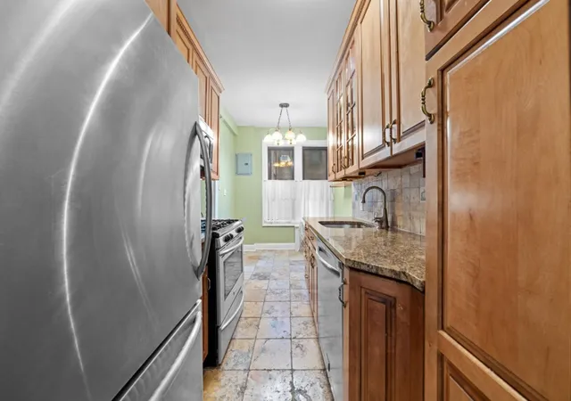 Photo 5 of Sale Pending at 83-00 Talbot St #6F, Kew Gardens, NY 11415 | MLS# RLS20025147 | Listing updated on 2025-12-20
