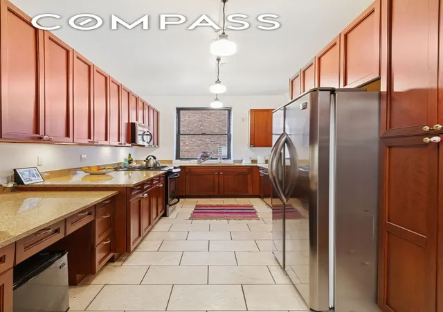 Photo 3 of House for sale at 158-18 Riverside Dr W #2M, New York, NY 10032 | MLS# RLS20025700 | Listing updated on 2025-12-11