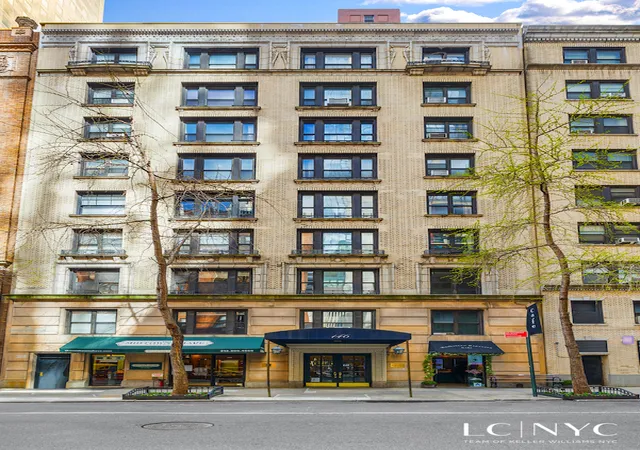 13th image of 146 E 46th St #4B, New York City, NY 10017 | MLS# RLS20026045