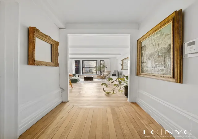 4th image of 146 E 46Th St, New York City, NY 10017