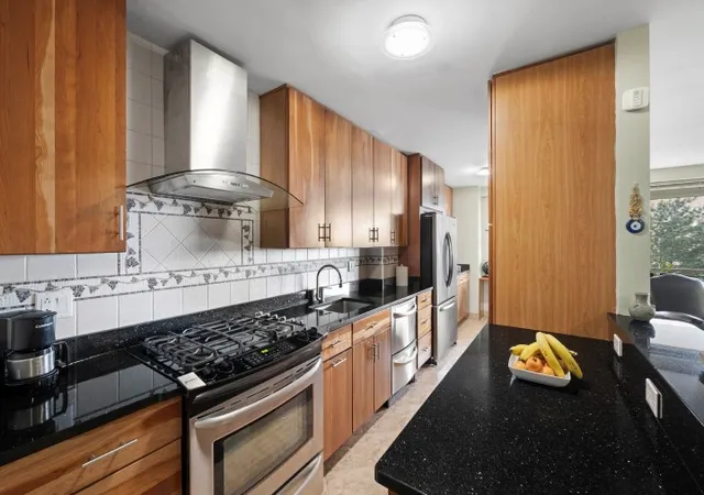 Photo 1 of Condo for sale at 5700 Arlington Ave #6W, Bronx, NY 10471 | MLS# RLS20027366 | Listing updated on 2025-12-28