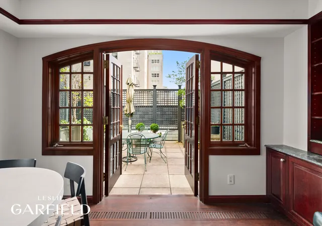 Photo 2 of Sale Pending at 2 E 80th St #7, New York, NY 10075 | MLS# RLS20027732 | Listing updated on 2026-07-30