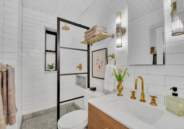 Listing Photo 3 - Condo for sale in building located at 222 E 35Th St, New York City, NY 10016 - Unit #1-E
