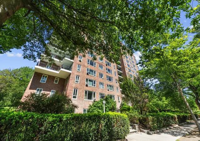 1st image of The River House, New York, NY 10471