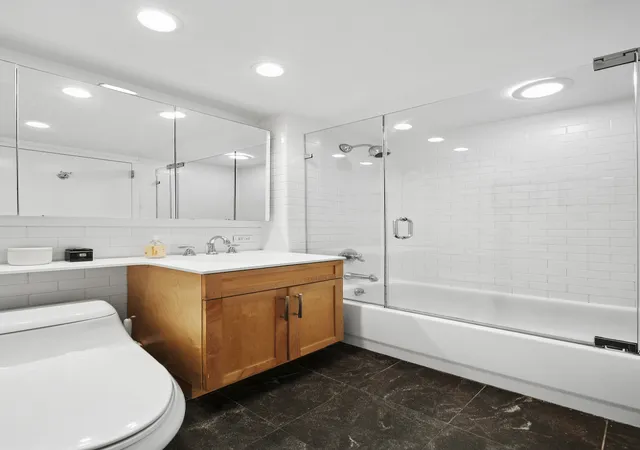 Photo 3 of House for sale at 516 W 47Th St #S2M, New York, NY 10036 | MLS# RLS20027828 | Listing updated on 2025-12-14