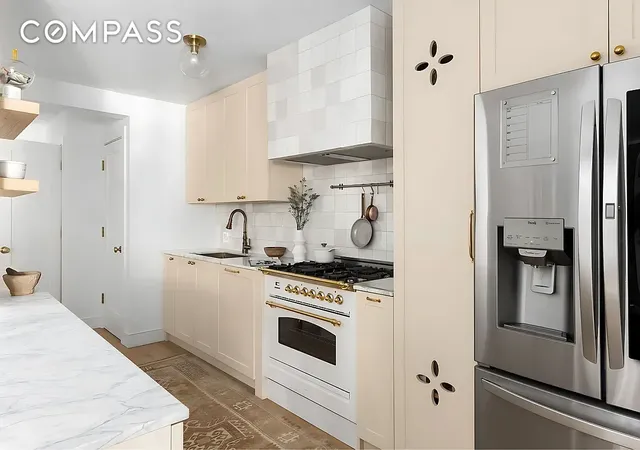 Photo 4 of Sale Pending at 135 E 83rd Street #8/9C, New York City, NY 10028 | MLS# RLS20027853 | Listing updated on 2026-07-30