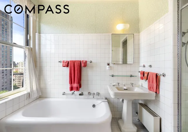 Homes for sale in New York City, NY | 1220 Park Avenue, New York City, NY 10128 | Houzeo