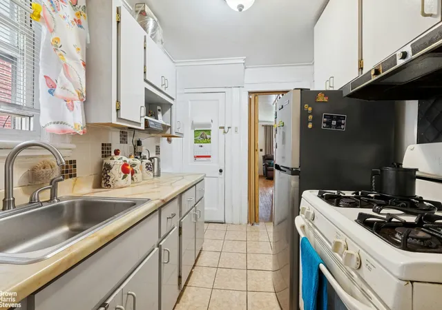 5th image of 166-18 120Th Ave, New York City, NY 11434 | MLS# RLS20028335