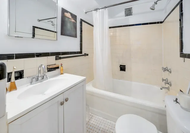 3rd image of 10 Park Ave #12H, New York, NY 10016 | MLS# RLS20028615