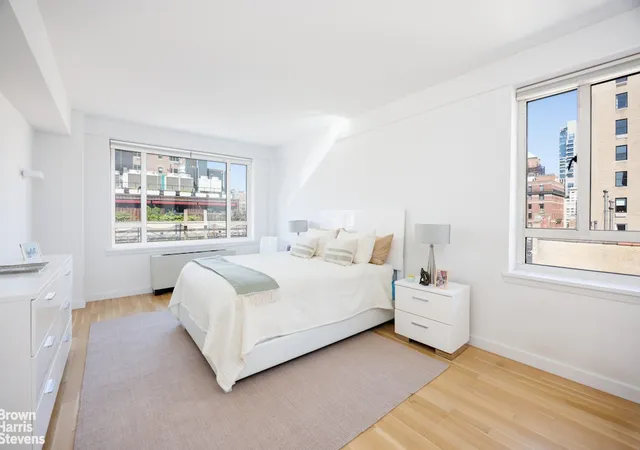 Photo 4 of Sale Pending at 30 E 62Nd St #11A, New York City, NY 10065 | MLS# RLS20029330 | Listing updated on 2026-07-30