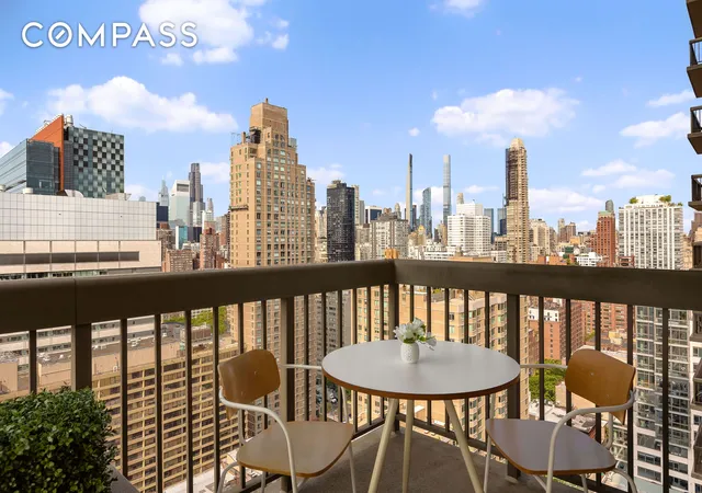 Photo 4 of Sale Pending at 422 E 72nd Street #27C, New York City, NY 10021 | MLS# RLS20029415 | Listing updated on 2026-07-30