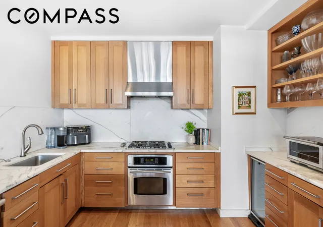 Photo 4 of House for sale at 130 W 30th Street #16A, New York, NY 10001 | MLS# RLS20029767 | Listing updated on 2026-05-17