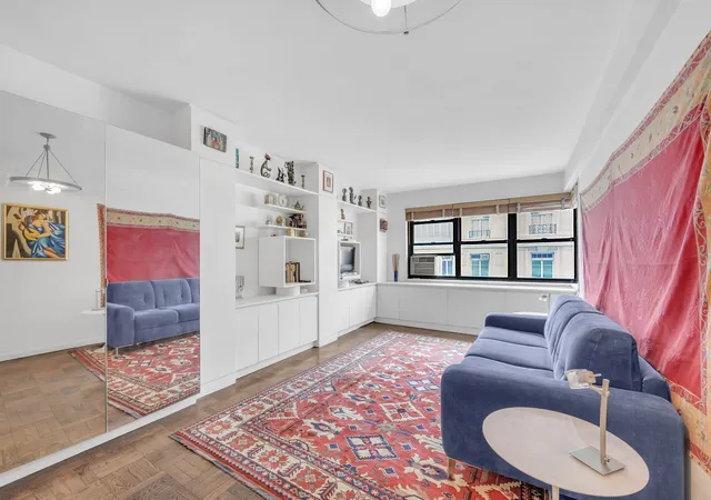 Photo 4 of Sale Pending at 11 E 87th Street #9F, New York, NY 10128 | MLS# RLS20029857 | Listing updated on 2026-02-19