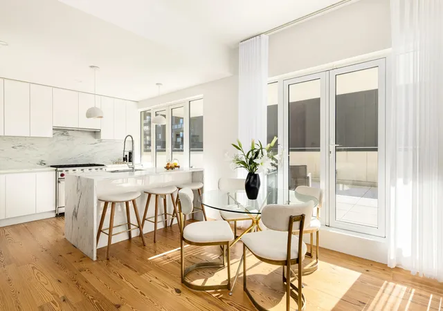5th image of 427 E 90Th St, New York City, NY 10128