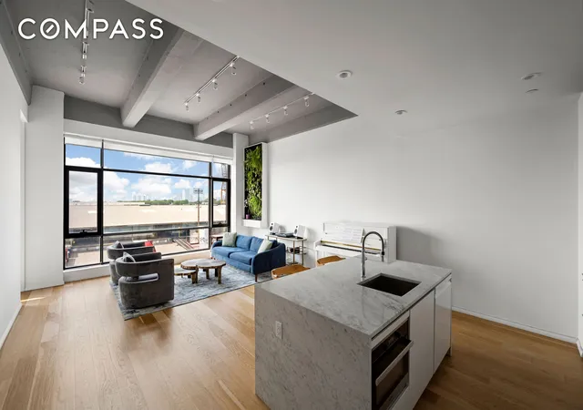 Photo 3 of House for sale at 160 Imlay St #3B3, Brooklyn, NY 11231 | MLS# RLS20030225 | Listing updated on 2025-12-17