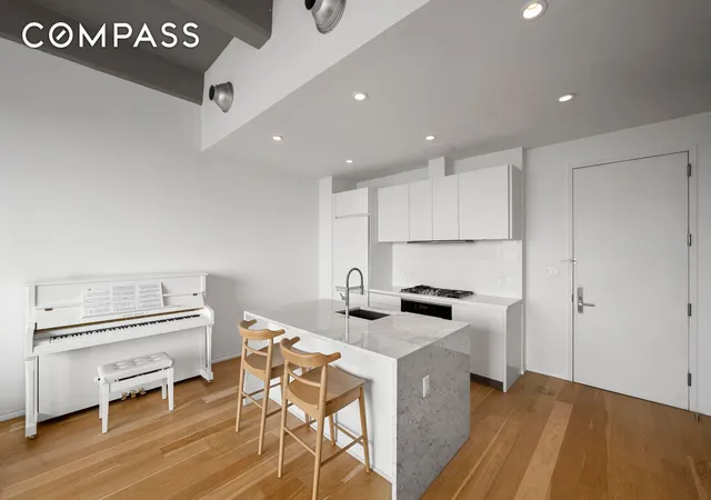 Photo 4 of House for sale at 160 Imlay St #3B3, Brooklyn, NY 11231 | MLS# RLS20030225 | Listing updated on 2025-12-17