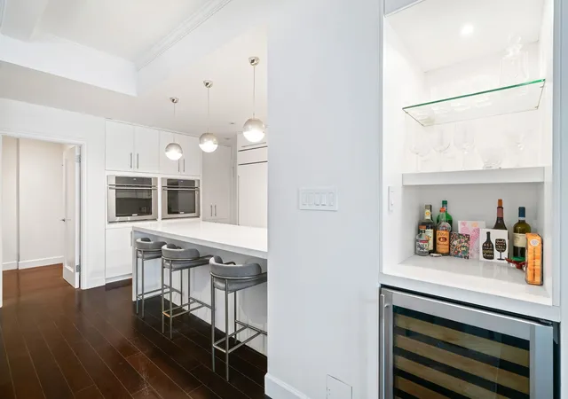 Photo 3 of Sale Pending at 229 E 79th Street #7-B, New York, NY 10075 | MLS# RLS20030550 | Listing updated on 2025-09-18