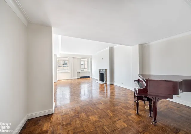 Photo 3 of House for sale at 870 5Th Ave #15E, New York, NY 10065 | MLS# RLS20031004 | Listing updated on 2026-06-07