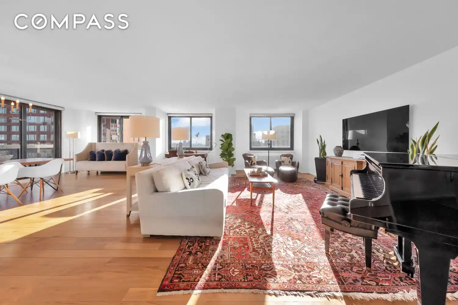 Listing Photo 1 - Condo for sale in 515 E 72Nd St located at 515 E 72Nd St, New York City, NY 10021 - Unit #36B