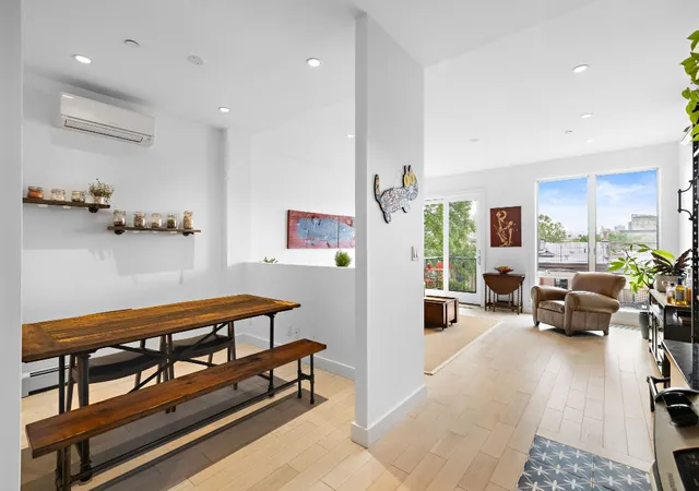 Photo 3 of Sale Pending at 148 W 121St St #5, New York, NY 10027 | MLS# RLS20031737 | Listing updated on 2025-12-10