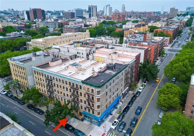 2nd image of 2090 Madison Ave, New York City, NY 10037