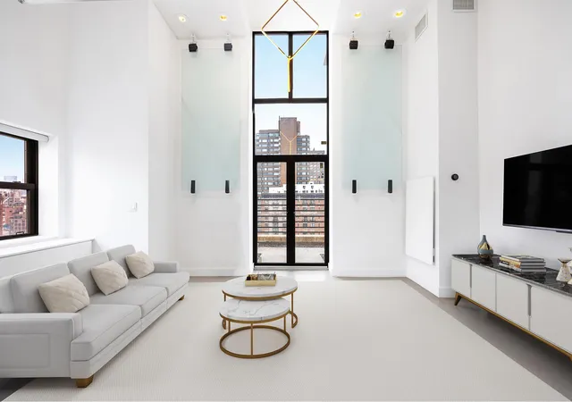 Listing Photo 3 - Condo for sale in building located at 135 W 70Th St, New York, NY 10023 - Unit #10C