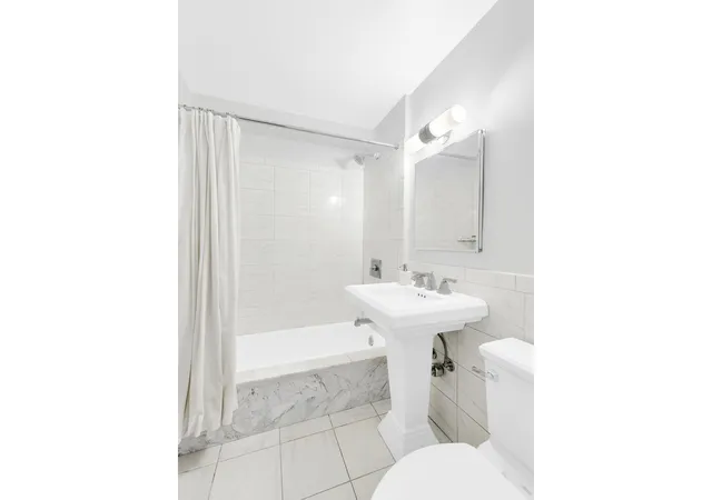 Photo 4 of House for sale at 345 E 52nd Street #4A, New York, NY 10022 | MLS# RLS20031969 | Listing updated on 2026-01-01