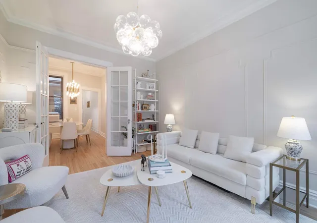 2nd image of 350 W 48th St #4E, New York, NY 10036 | MLS# RLS20032335