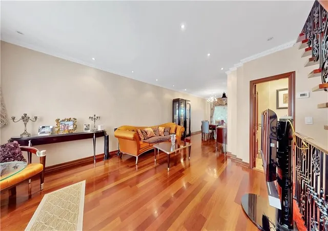 Photo 3 of House for sale at 20 Corbin Pl, Brooklyn, NY 11235 | MLS# RLS20032927 | Listing updated on 2025-09-19