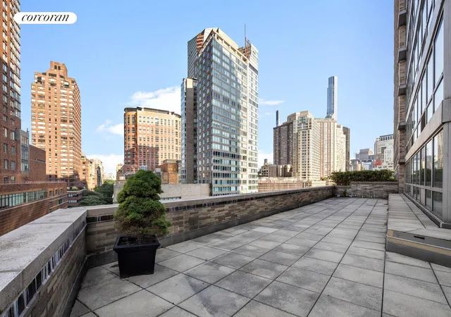 Homes for sale in New York City, NY | 1965 Broadway #8E, New York City, NY 10023 | MLS# RLS20033369