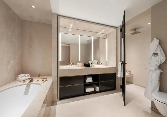 Photo 3 of House for sale at 685 5Th Ave #9A, New York City, NY 10022 | MLS# RLS20033543 | Listing updated on 2025-10-30