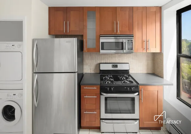 Photo 3 of House for sale at 317 W 95Th St #5D, New York, NY 10025 | MLS# RLS20033611 | Listing updated on 2025-11-16