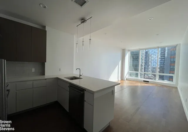 Photo 4 of House for sale at 27-17 42Nd Rd #14G, Long Island City, NY 11101 | MLS# RLS20033803 | Listing updated on 2026-02-23