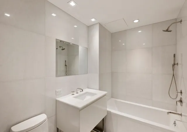Photo 5 of House for sale at 5 Franklin Pl #3/4BC, New York, NY 10013 | MLS# RLS20034126 | Listing updated on 2025-09-18