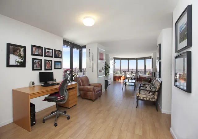 2nd image of 330 E 38Th St #56K, New York, NY 10016 | MLS# RLS20034260