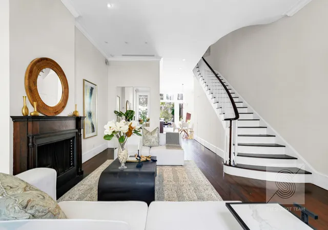 Listing Photo 4 - Condo for sale in building located at 226 E 79th St, New York City, NY 10075