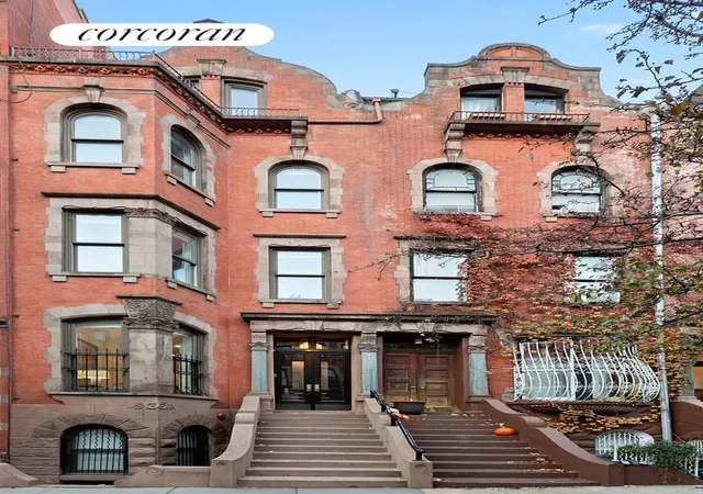 Photo 2 of Single family home for sale at 69 W 83Rd St, New York, NY 10024 | MLS# RLS20034996 | Listing updated on 2026-03-12