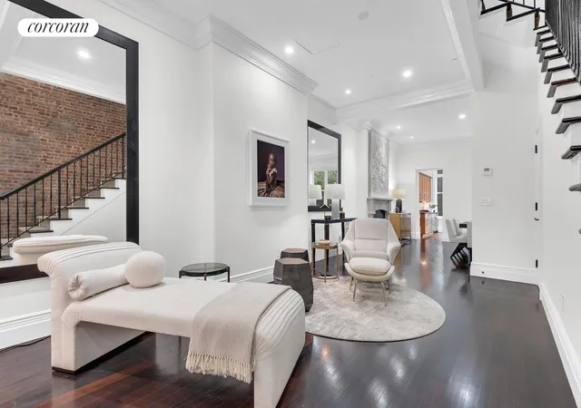 Photo 3 of Single family home for sale at 69 W 83Rd St, New York, NY 10024 | MLS# RLS20034996 | Listing updated on 2026-03-12