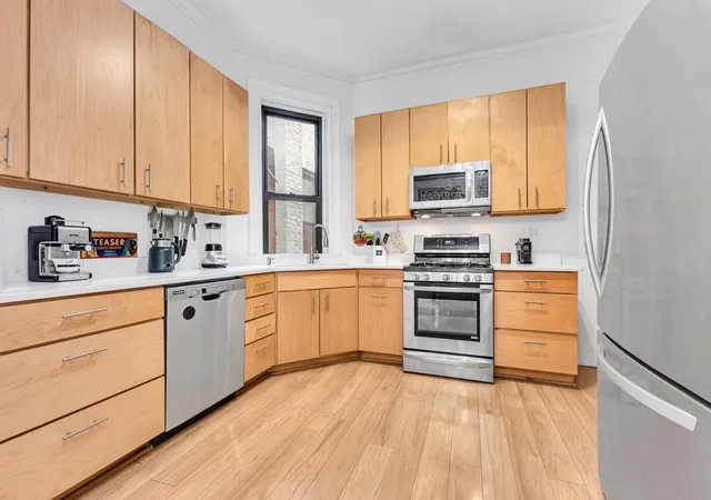 Photo 1 of Sale Pending at 164 Prospect Park W #2-L, Brooklyn, NY 11215 | MLS# RLS20035646 | Listing updated on 2026-02-18