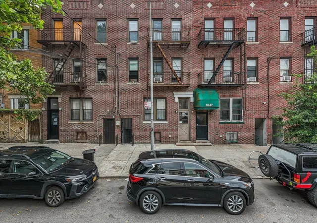 Listing Photo 2 - Condo for sale in building located at 36-25 30Th St, New York City, NY 11106 - Unit #1F