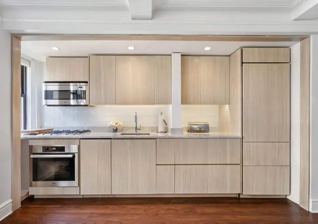 Photo 1 of Condo for sale at 333 E 53rd St #5B, New York City, NY 10022 | MLS# RLS20035801 | Listing updated on 2026-07-30