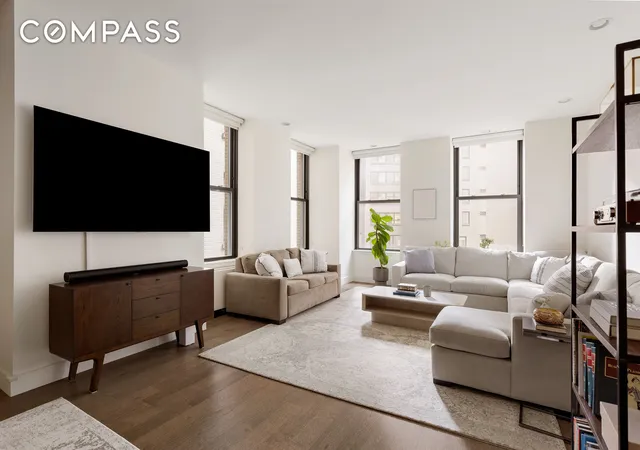 Photo 1 of Condo for sale at 25 Broad St #6T, New York, NY 10004 | MLS# RLS20035855 | Listing updated on 2025-12-25